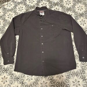 Wrangler Men's Charcoal Gray Button-Down Shirt